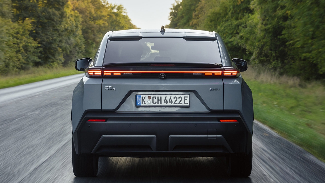 toyota-c-hr-plus-2026-exterieur-achterkant
